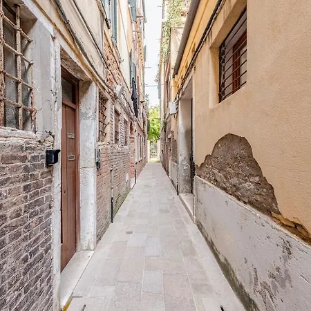 Appartamento Center Gaffaro 5 Minutes From Parking 4*