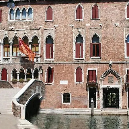 Center Gaffaro 5 Minutes From Parking 4*