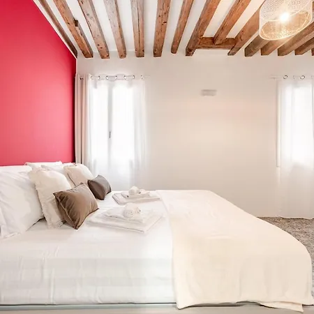 Center Gaffaro 5 Minutes From Parking